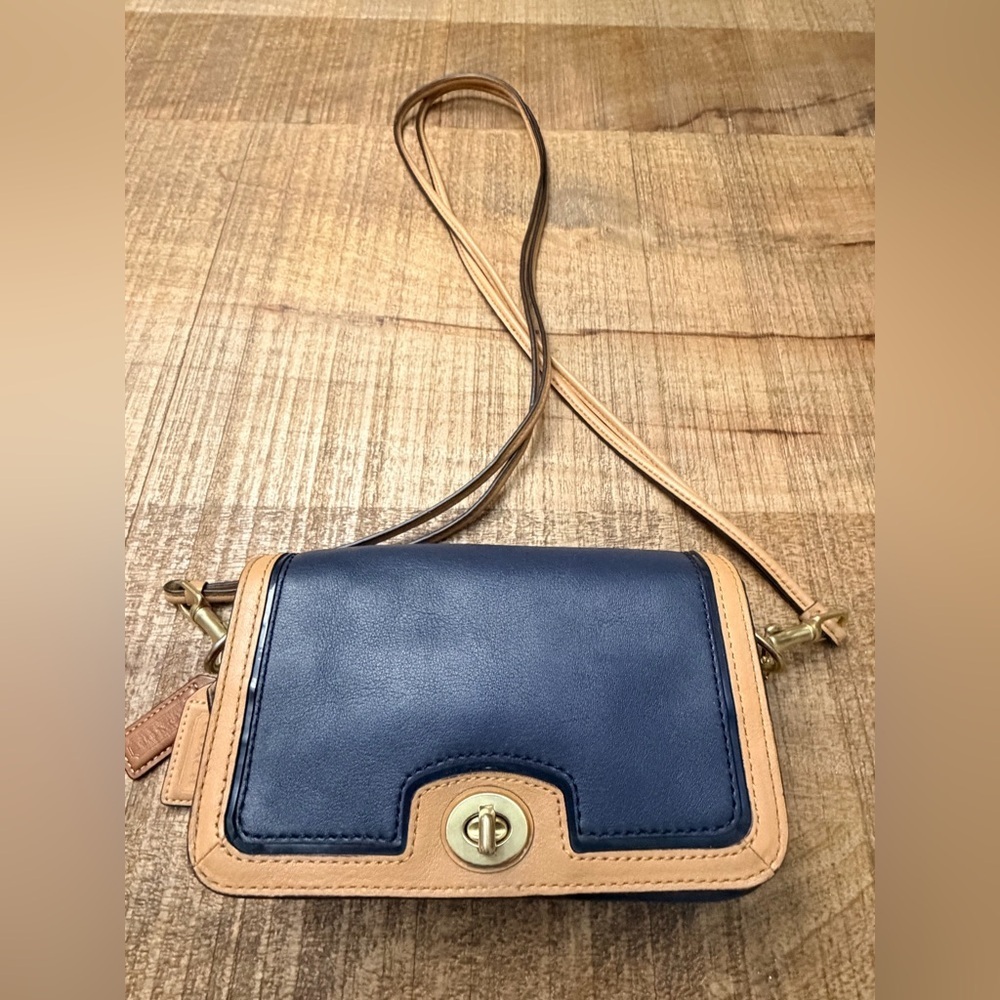 Coach Color Block Navy & Red Leather Turnlock Crossbody Style 19898 - Picture 5 of 15